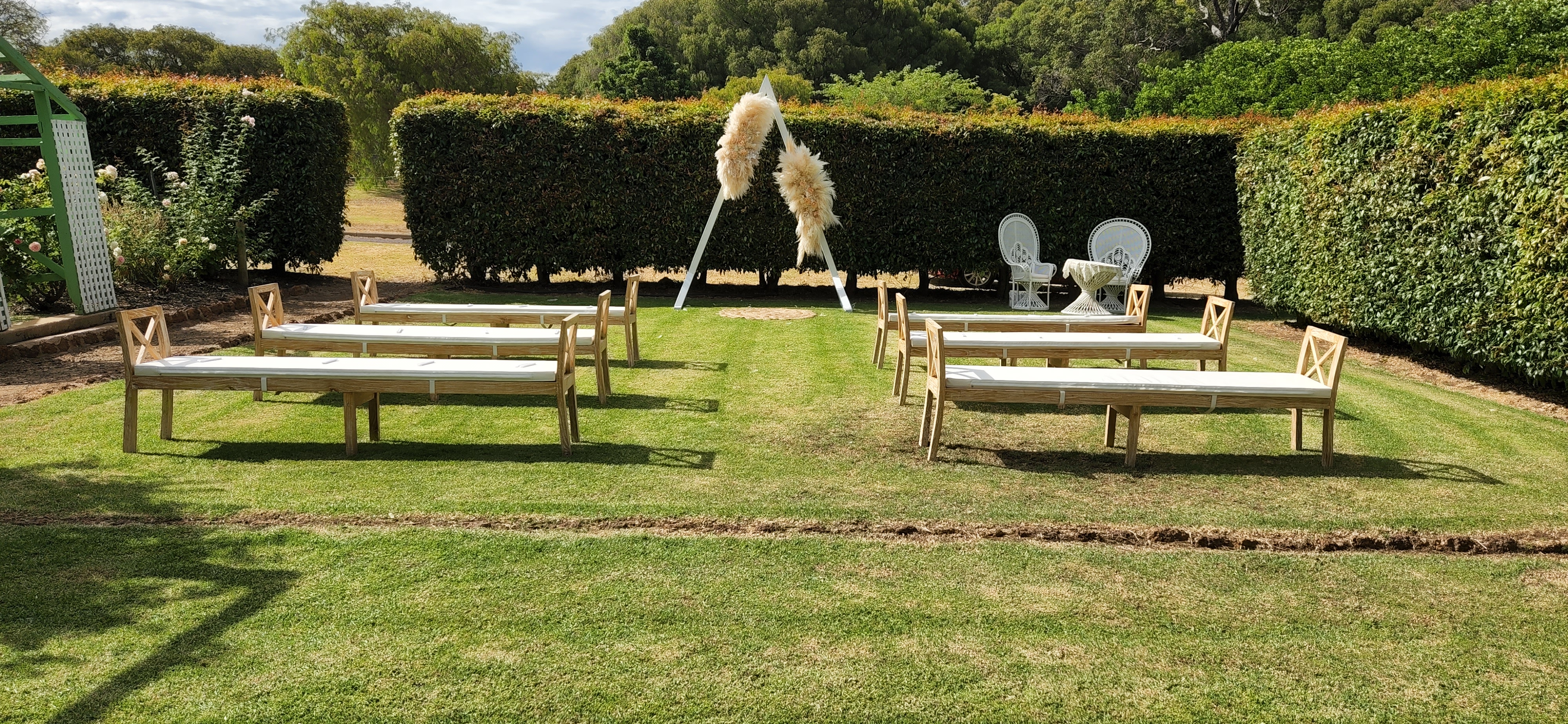 Rivendell Winery Estate