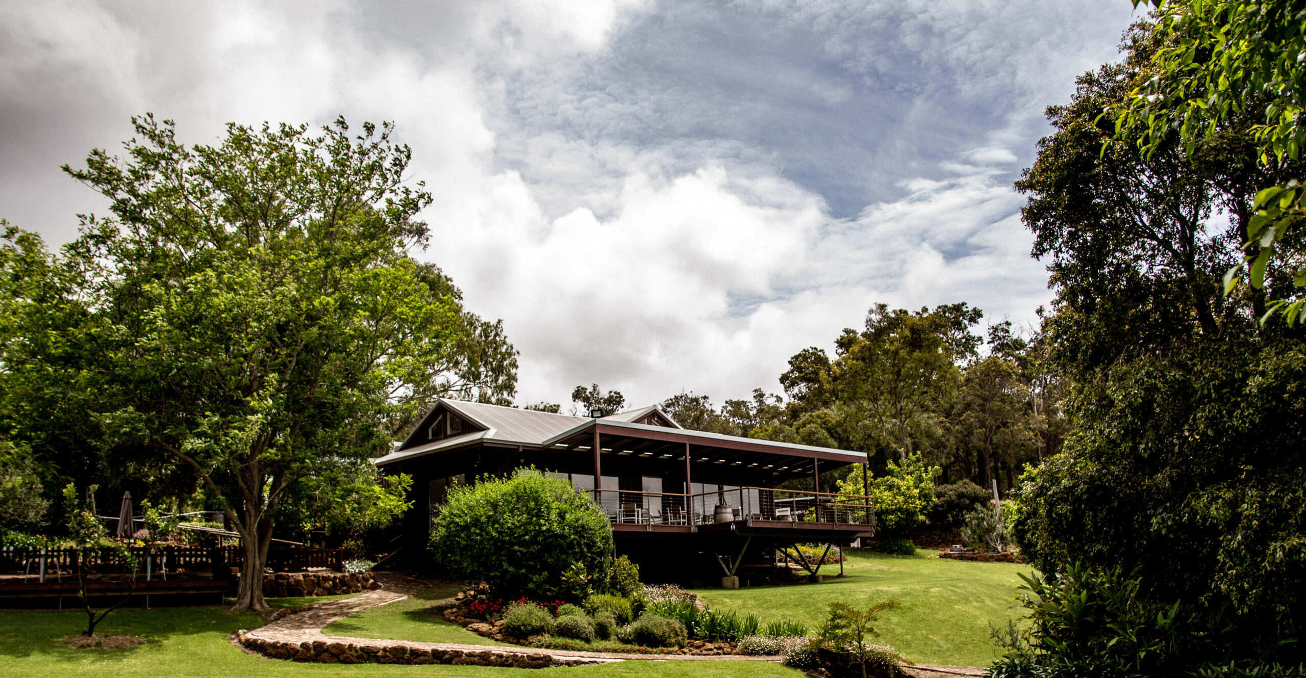 Rivendell Winery Restaurant